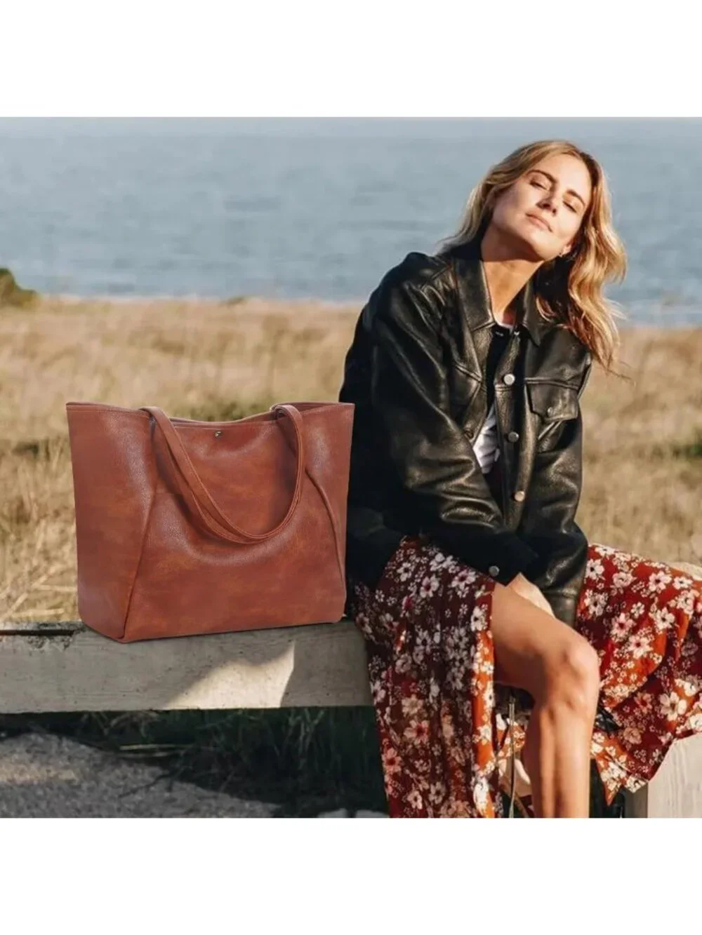 Spacious Vegan Leather Tote Bag for Women | Stylish Weekender Handbag & Purse